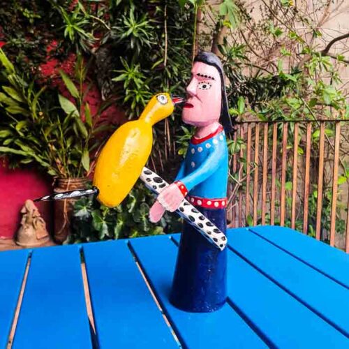 Boneca com Pássaro de Francisco Graciano